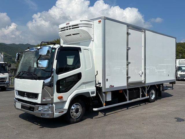 MITSUBISHI FUSOU FIGHTER 2025