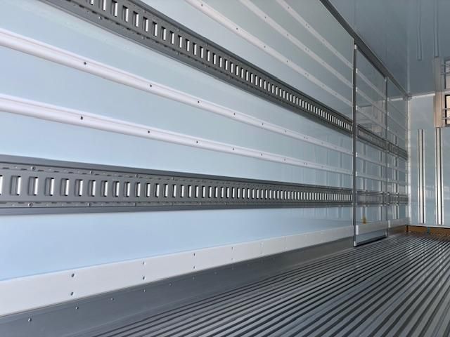 MITSUBISHI FUSOU FIGHTER 2025