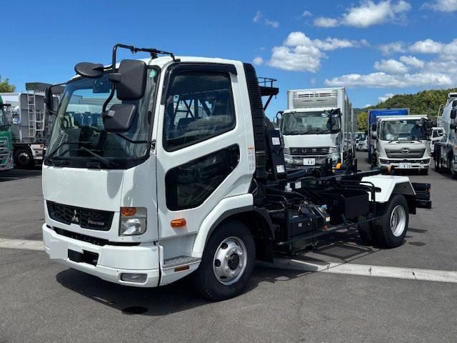 MITSUBISHI FUSOU FIGHTER 2025