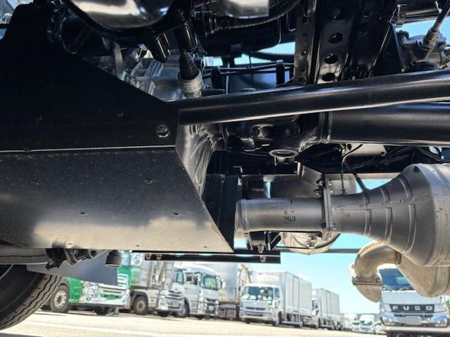 MITSUBISHI FUSOU FIGHTER 2025