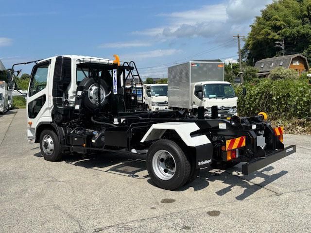 MITSUBISHI FUSOU FIGHTER 2025