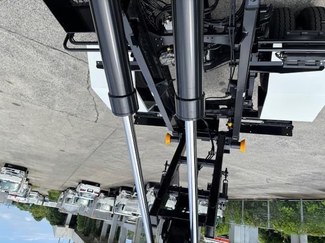 MITSUBISHI FUSOU FIGHTER 2025