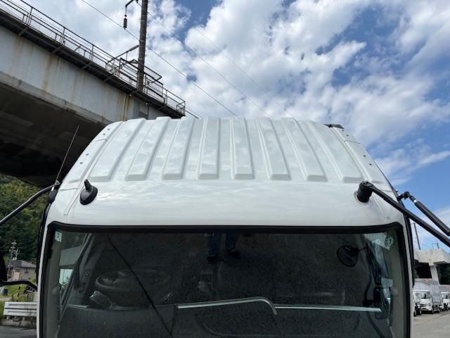 MITSUBISHI FUSOU FIGHTER 2025