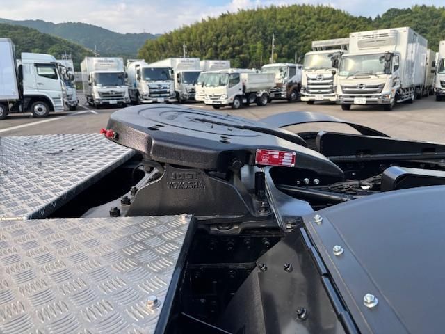 MITSUBISHI FUSOU SUPER GREAT 2025