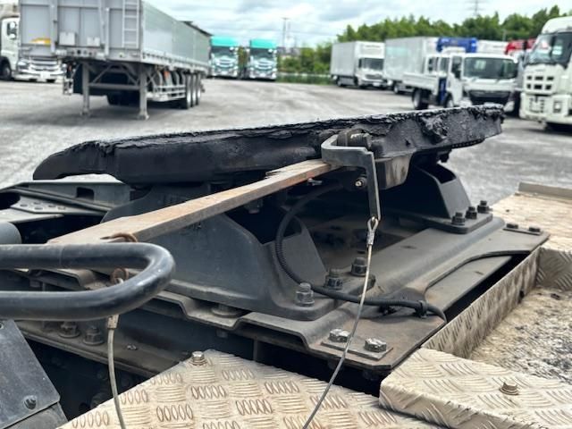 MITSUBISHI FUSOU SUPER GREAT 2019