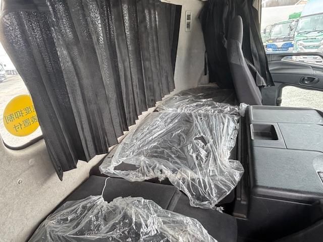 MITSUBISHI FUSOU SUPER GREAT 2019