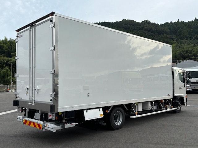 HINO RANGER 2025