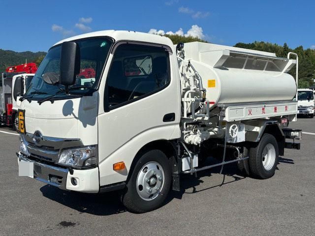 HINO DUTRO 2025