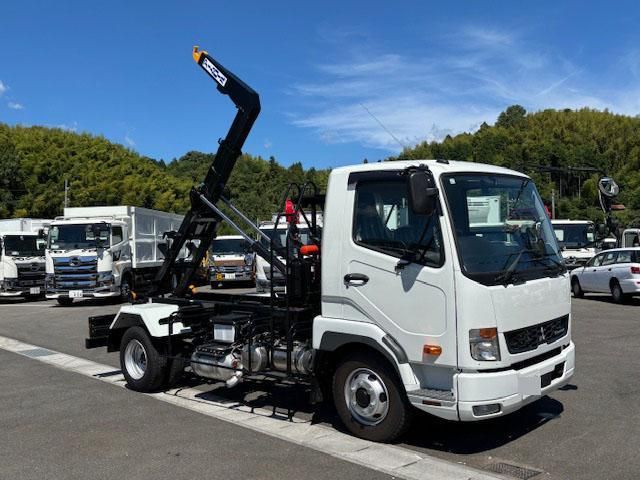 MITSUBISHI FUSOU FIGHTER 2024