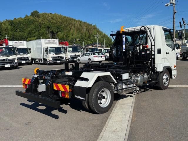 MITSUBISHI FUSOU FIGHTER 2024