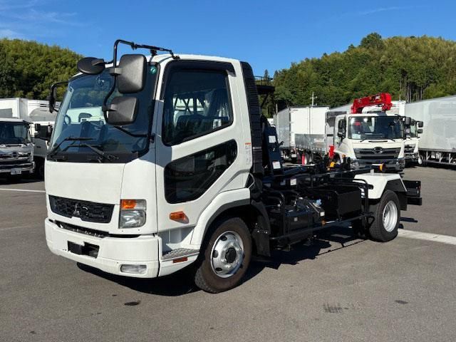 MITSUBISHI FUSOU FIGHTER 2024