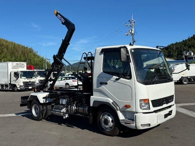 MITSUBISHI FUSOU FIGHTER 2024