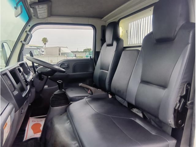 ISUZU ELF 2019