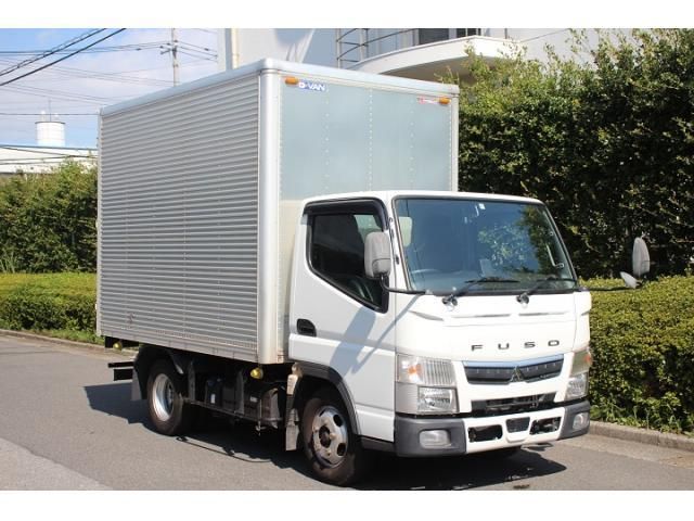 MITSUBISHI CANTER 2020