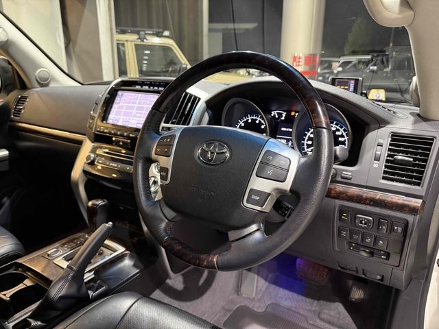 TOYOTA LANDCRUISER wagon 2012