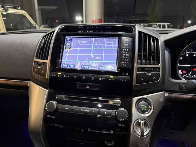 TOYOTA LANDCRUISER wagon 2012