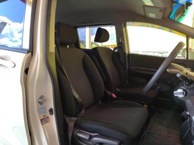 HONDA FREED HYBRID 2013