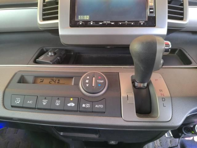 HONDA FREED HYBRID 2013