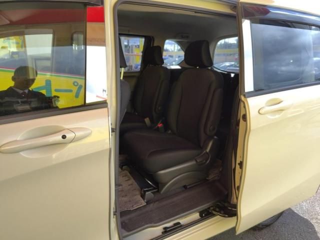 HONDA FREED HYBRID 2013