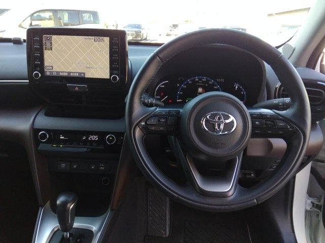 TOYOTA YARIS CROSS HYBRID 2022