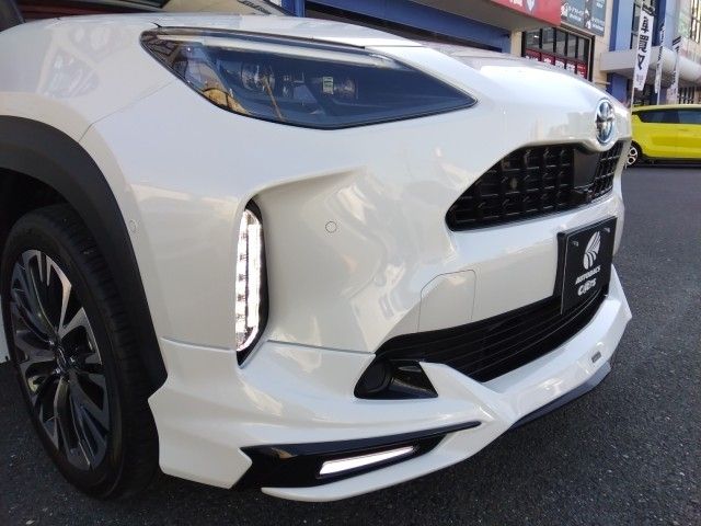 TOYOTA YARIS CROSS HYBRID 2022