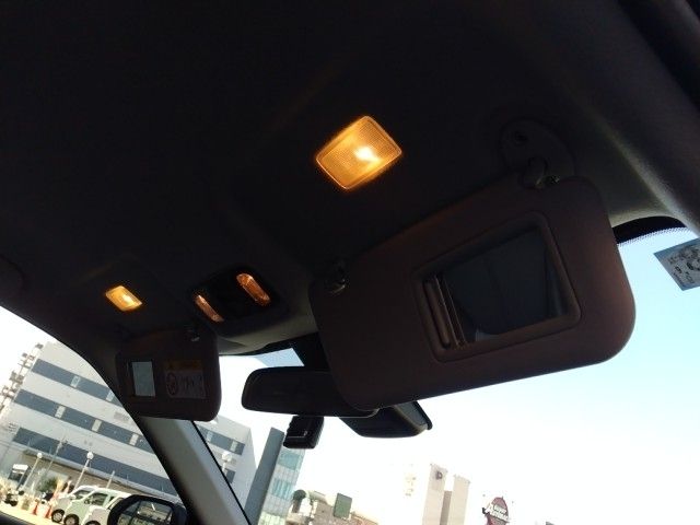 TOYOTA YARIS CROSS HYBRID 2022