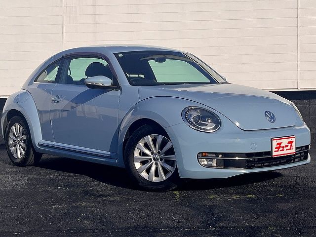 VOLKSWAGEN VOLKSWAGEN The BEETLE 2012