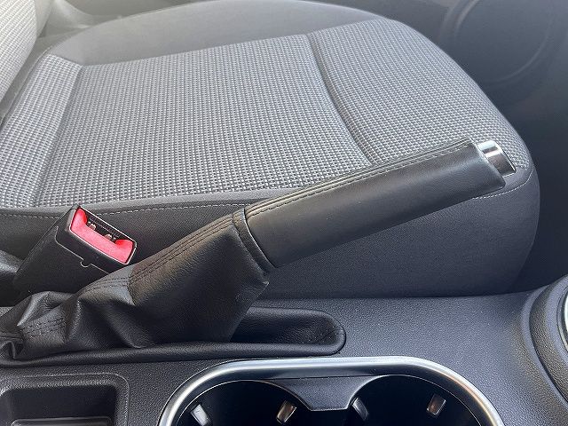 VOLKSWAGEN VOLKSWAGEN The BEETLE 2012