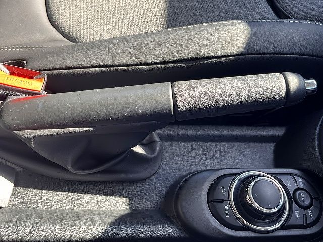 BMW MINI COOPER 2022