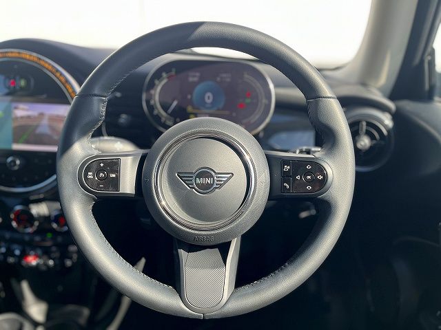 BMW MINI COOPER 2022