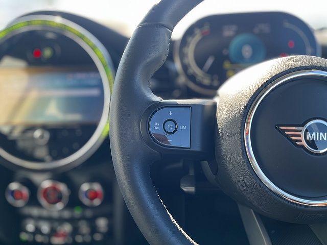 BMW MINI COOPER 2022