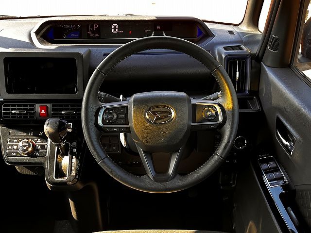 DAIHATSU TANTO CUSTOM 2021