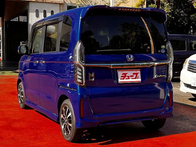 HONDA N BOX CUSTOM 2018