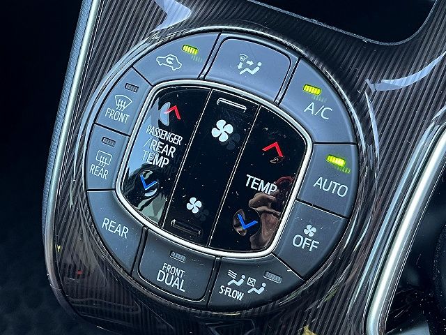 TOYOTA ESQUIRE HYBRID 2019