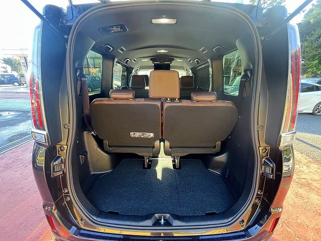 TOYOTA ESQUIRE HYBRID 2019