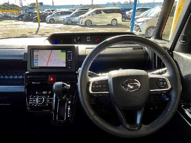 DAIHATSU TANTO CUSTOM 2021