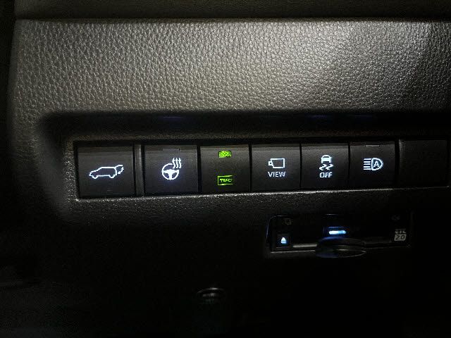 TOYOTA HARRIER 2WD 2021