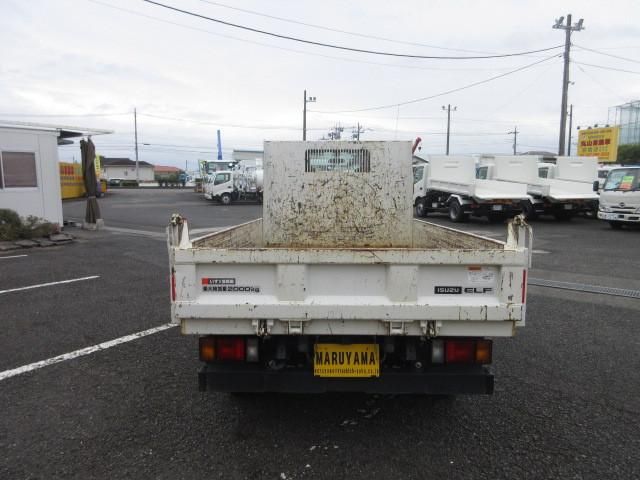 ISUZU ELF 2023