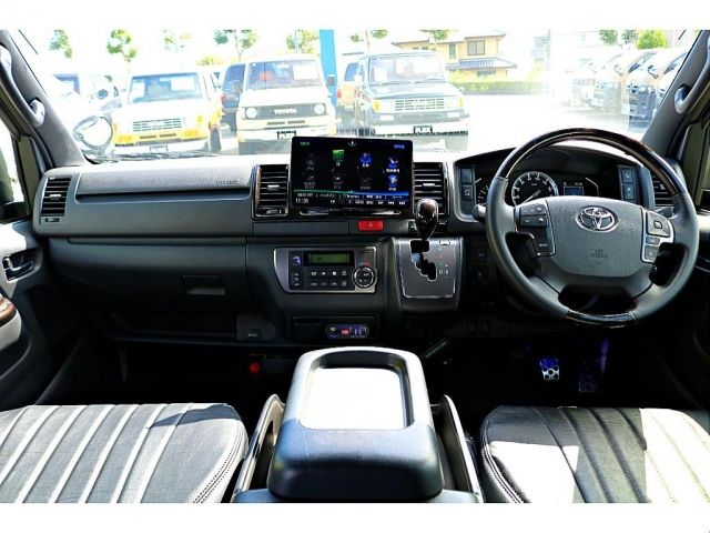 TOYOTA HIACE van 2WD 2021