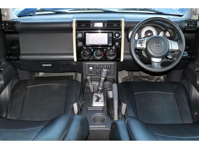 TOYOTA FJ CRUISER 4WD 2018