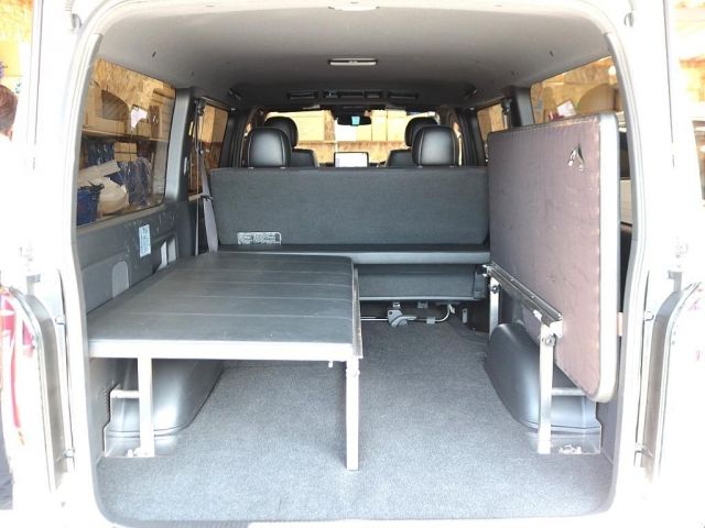 TOYOTA HIACE van 4WD 2020