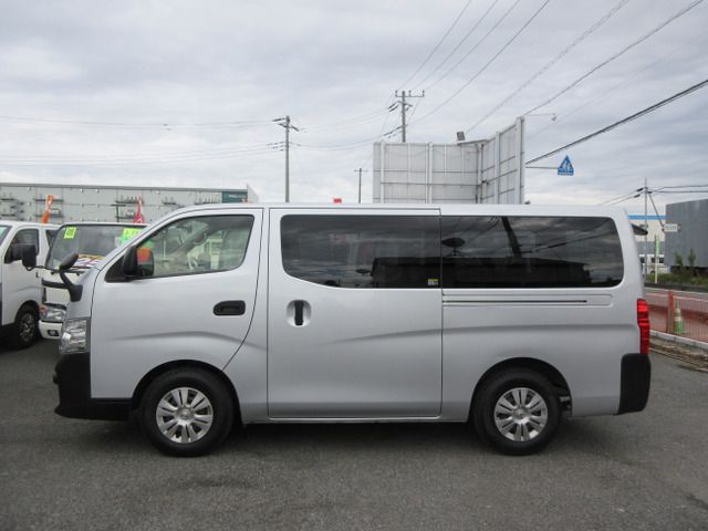 NISSAN NV350 CARAVAN 2018