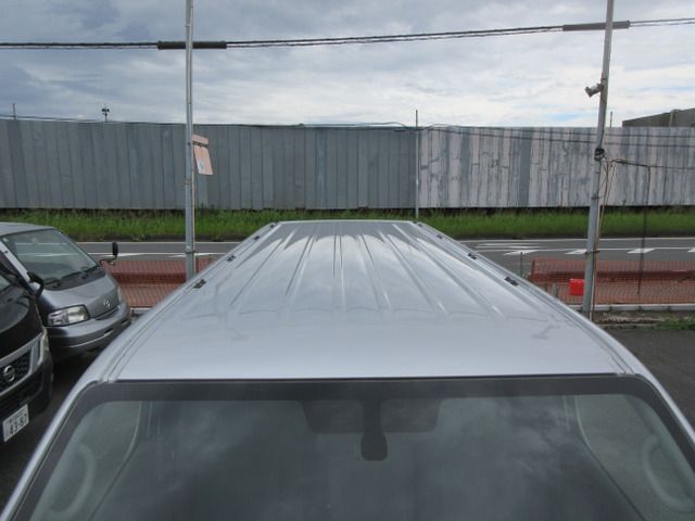 NISSAN NV350 CARAVAN 2018