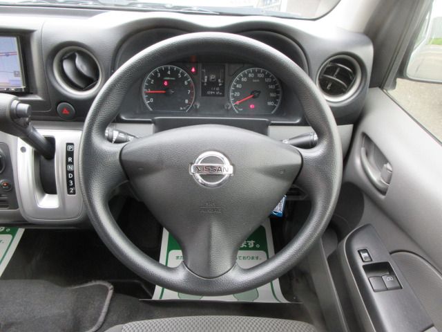 NISSAN NV350 CARAVAN 2018