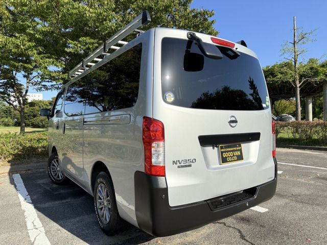 NISSAN NV350 CARAVAN 4WD 2018
