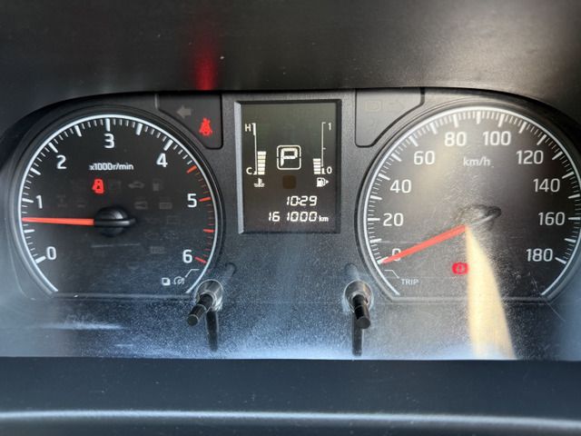 NISSAN NV350 CARAVAN 4WD 2018