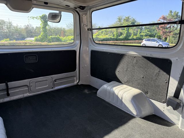 NISSAN NV350 CARAVAN 4WD 2018