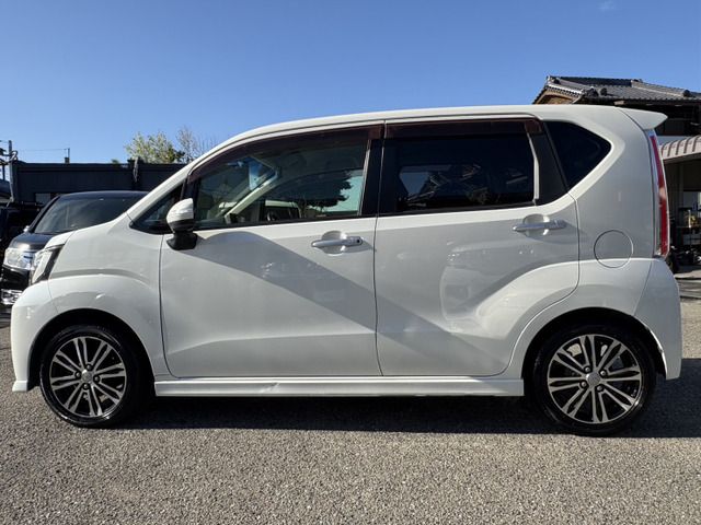 DAIHATSU MOVE CUSTOM 2015