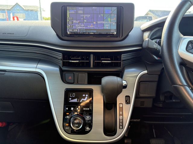 DAIHATSU MOVE CUSTOM 2015