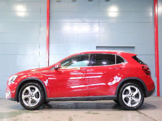 MERCEDES BENZ MERCEDES BENZ GLA class 2018